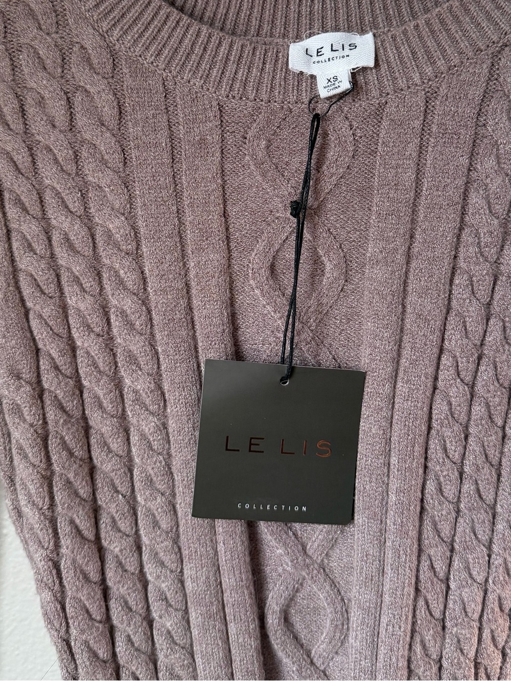 Le Lis Ribbed Cable-Knit Long-Sleeve Sweater Bodysuit - Dusty Mauve Contemporary - Picture 3 of 4